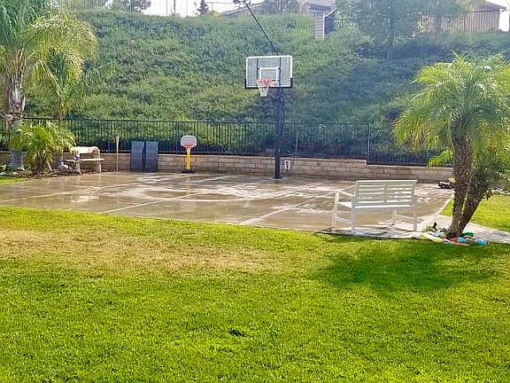 3rd image of 29346 Kilamanjaro Ct