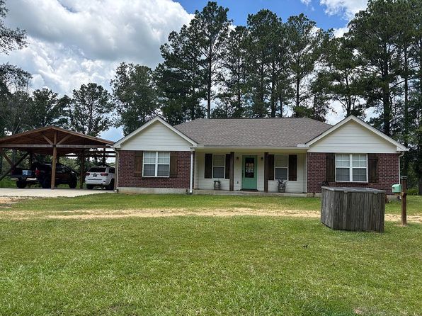28 Hollow Ln