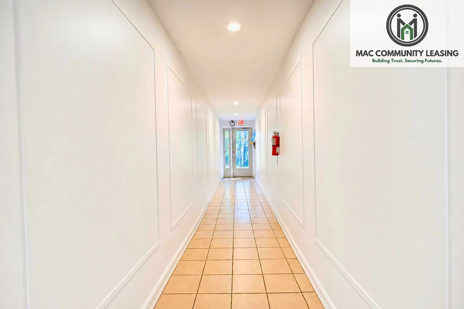 2 bed, 1000 sqft, $1,895 — Photo 2