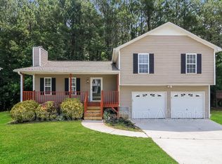 732 Newport Dr, Villa Rica, GA 30180