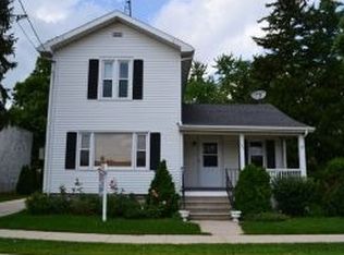 107 E Division St, Rosendale, WI 54974