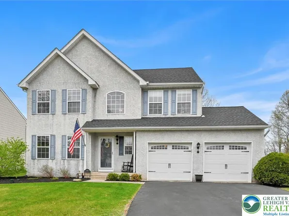 1008 Spring Meadow Dr, Quakertown, PA 18951