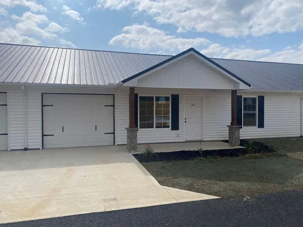 1614 Irene Dr #12, Bellefontaine, OH 43311