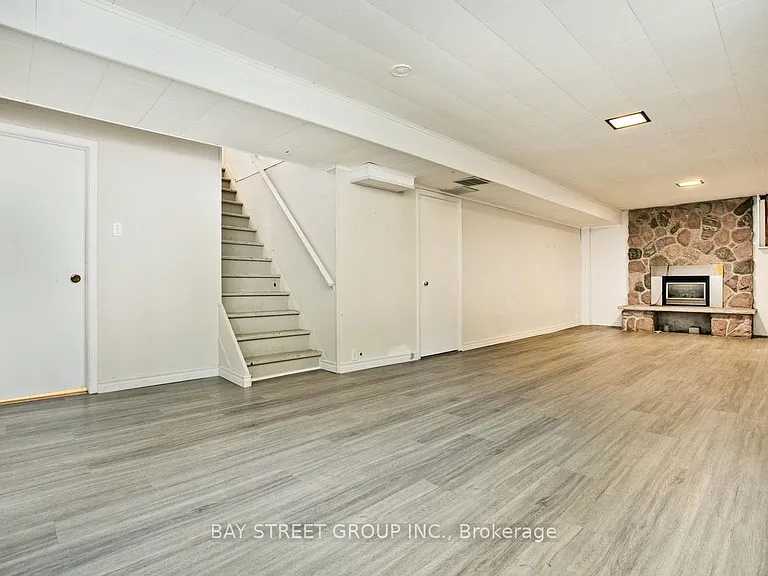 67 Elvaston Dr — Photo 18