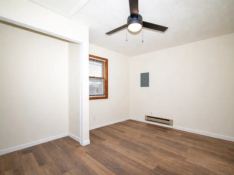 Northtowne Apartments — Photo 9