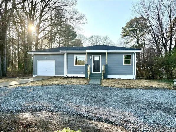 8515 Shady Grove Rd, Mechanicsville, VA 23116