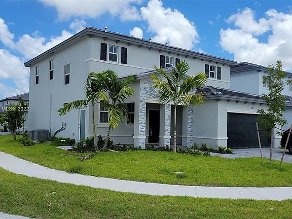 5th image of 18435 SW 136th Ave