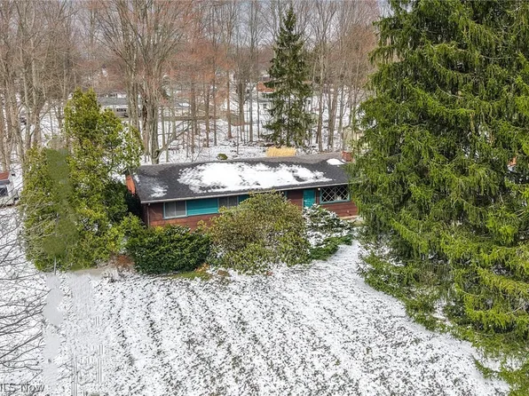 684 Sherwood Dr, Aurora, OH 44202