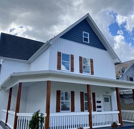 2nd image of 12 Hamburg Ave
