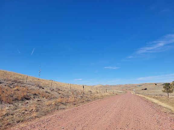 4th image of 22 Buffalo Back Peak Rd