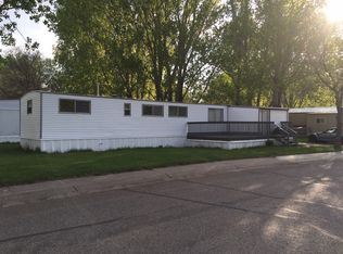 544 Sherwood Ln, Bismarck, ND 58504
