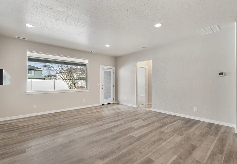1319 N Tschirley St #1 — Photo 6