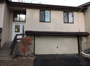 5644 Hyland Courts Dr, Bloomington, MN 55437