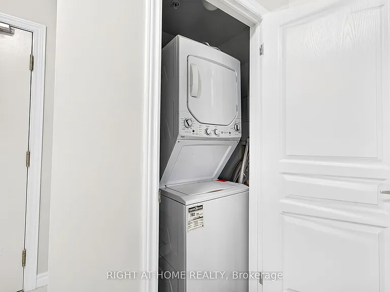 570 Lolita Gdns #430 — Photo 35