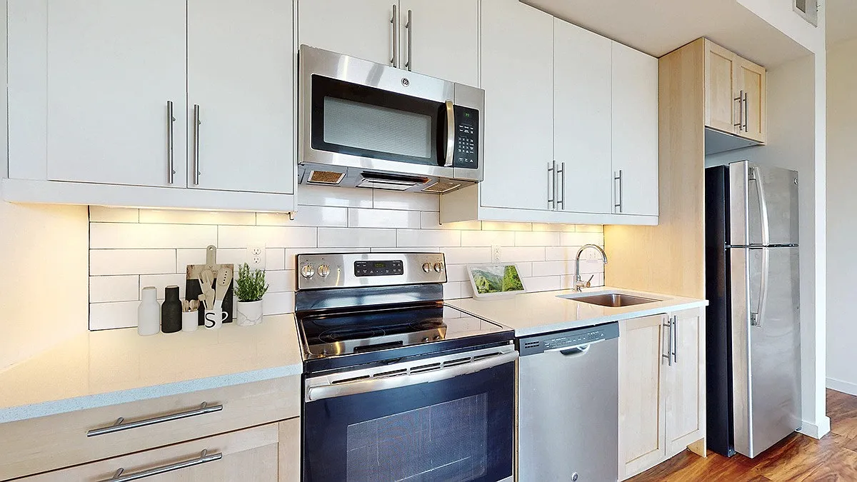 201Lofts — Photo 1