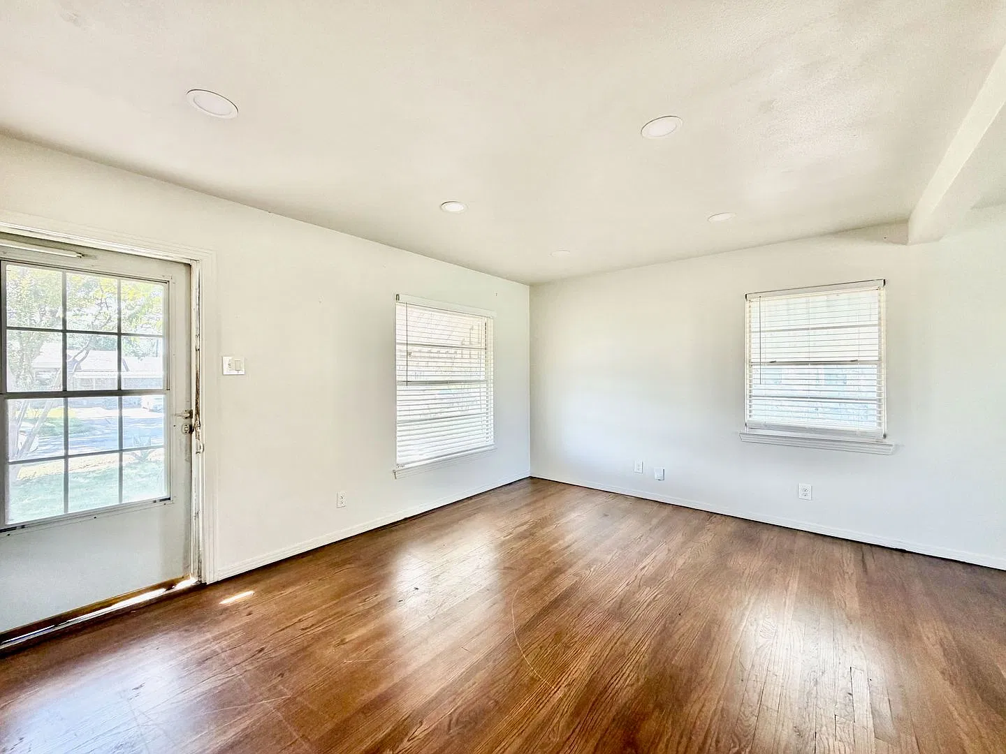 3 Bedroom, 1 Bath home in Gaston Park! — Photo 4