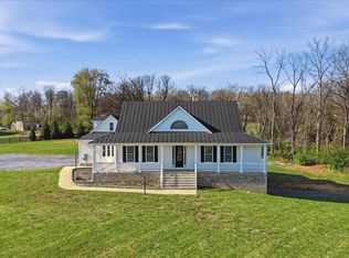 325 Dehaven Dr, Clear Brook, VA 22624