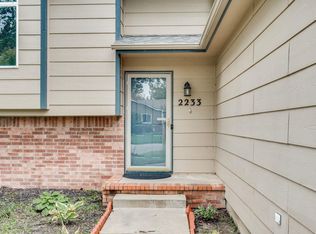 2233 S Prescott Ct, Wichita, KS 67209
