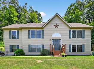 1974 St Rte 32, New Windsor, NY 12553