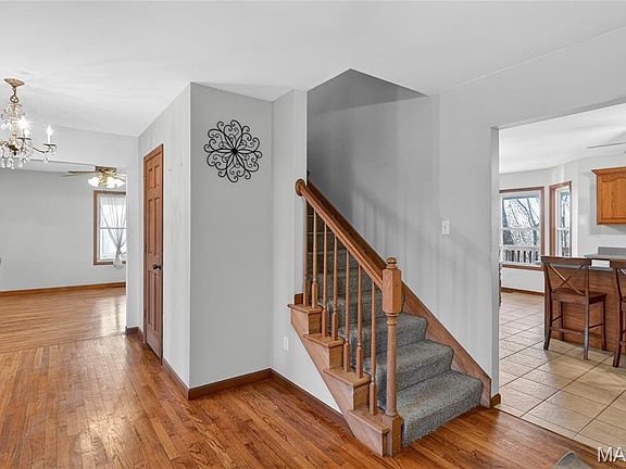5th image of 5533 Lamprecht Ln