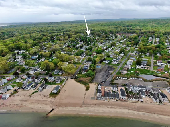 7 Washington Avenue, Old Lyme, CT 06371