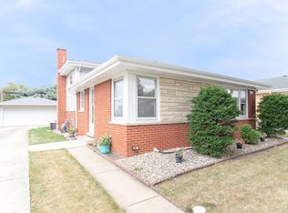 42 52nd Ave, Bellwood, IL 60104