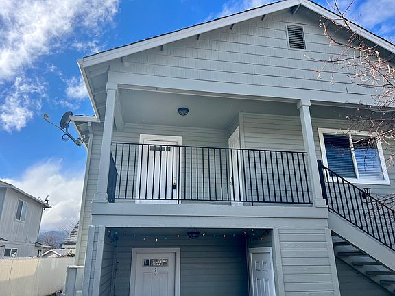 3rd image of 501 Briarwood Dr APT 6