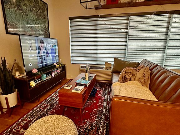 4th image of 109 Winthrop St #2A