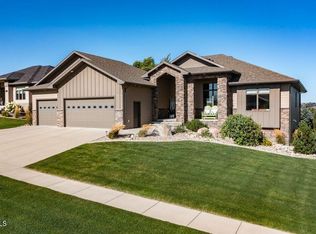 3701 Valley Dr, Bismarck, ND 58503