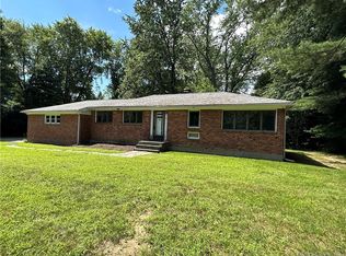 323 Firetown Rd, Simsbury, CT 06070