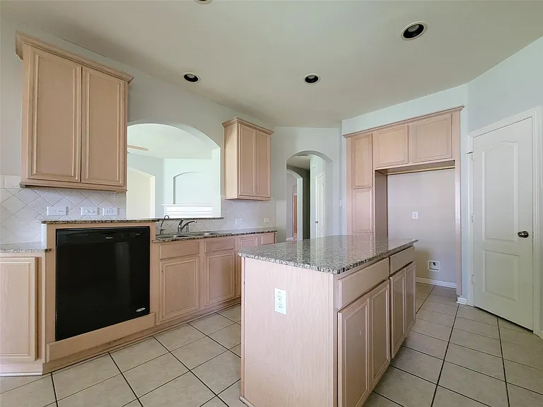3735 Tidalwood Dr — Photo 21