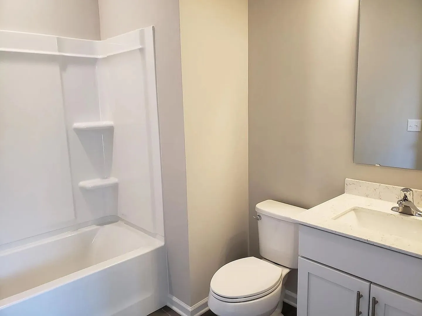 Room in 4 Bedroom Home at Whitby Moore St — Photo 4