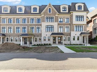 2150 Trafalgar Rd #56, Oakville, ON L6H 6K7