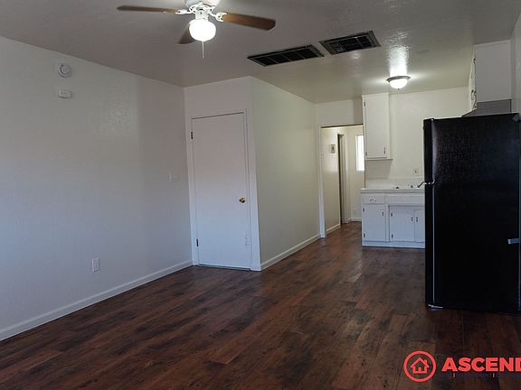 4th image of 1020 Valhalla Dr APT A