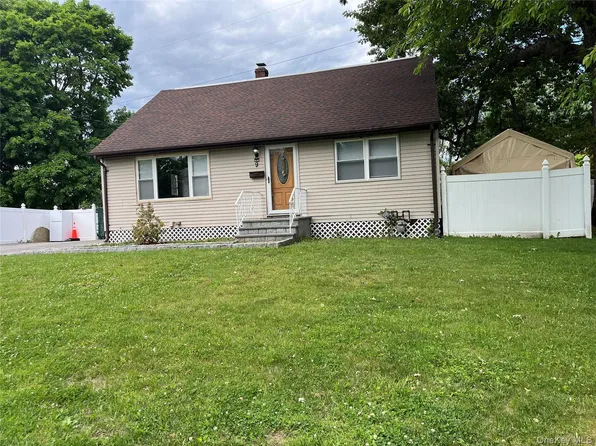 9 Walter Drive, Stony Point, NY 10980