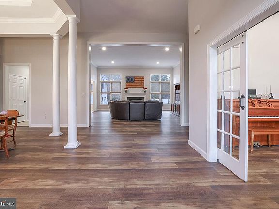 4th image of 5 Popper St