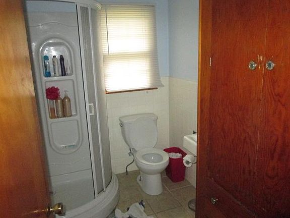 5th image of 1013 S Halliburton St #1015