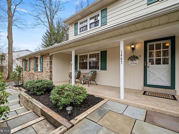 3rd image of 1467 Glenbrook Ln