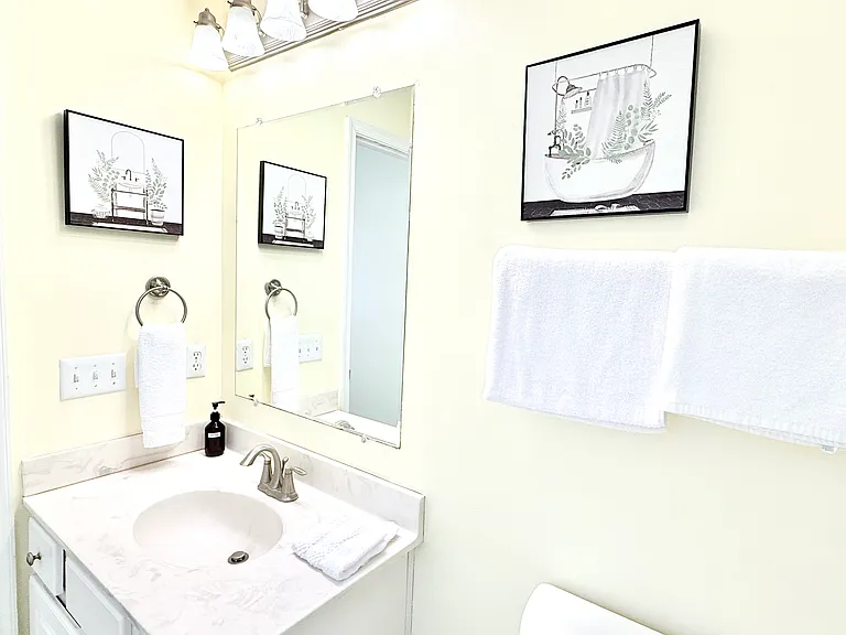 103 Capital St #101 — Photo 13
