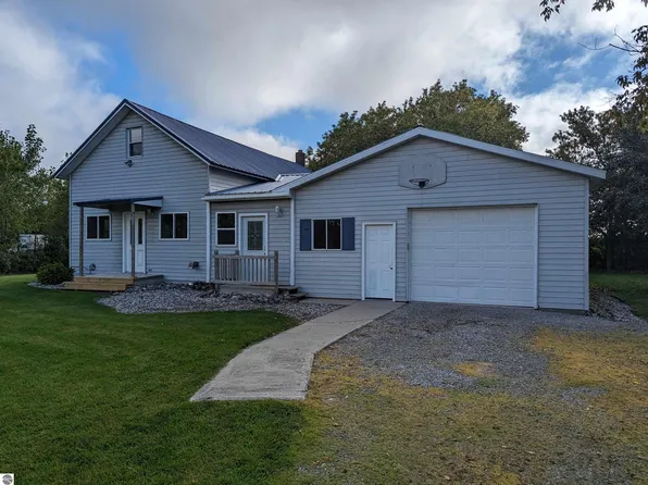 492 N Delano Rd, Au Gres, MI 48703