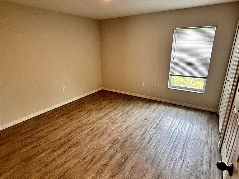 9437 N Travis Dr — Photo 15