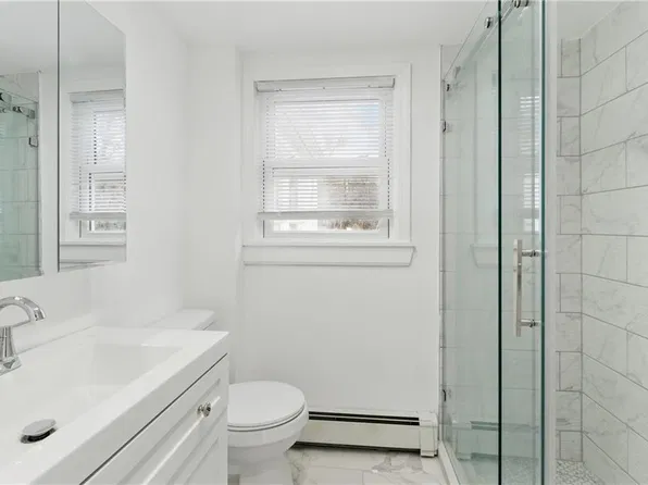36 Allendale Ave, North Providence, RI 02911