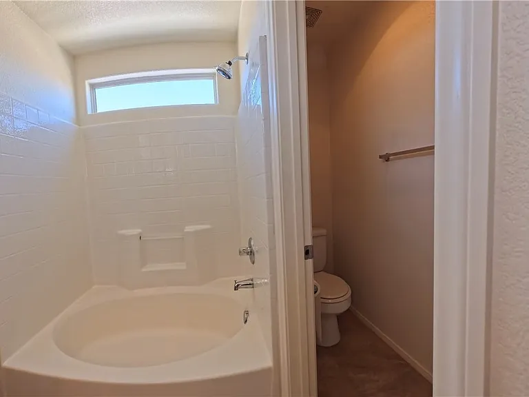 7776 Littondale St — Photo 25