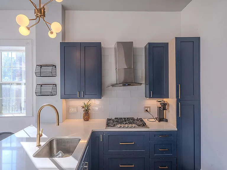 2222 Linden Ave — Photo 17