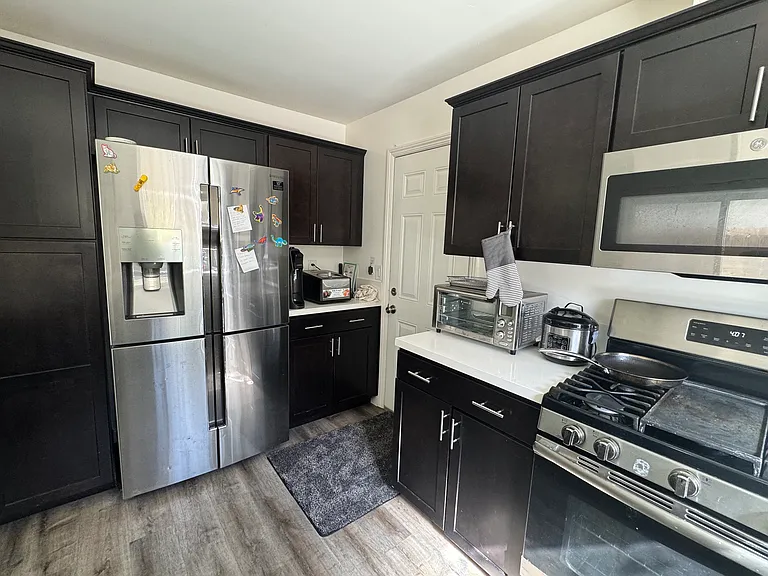 1233 Titan Ct — Photo 9