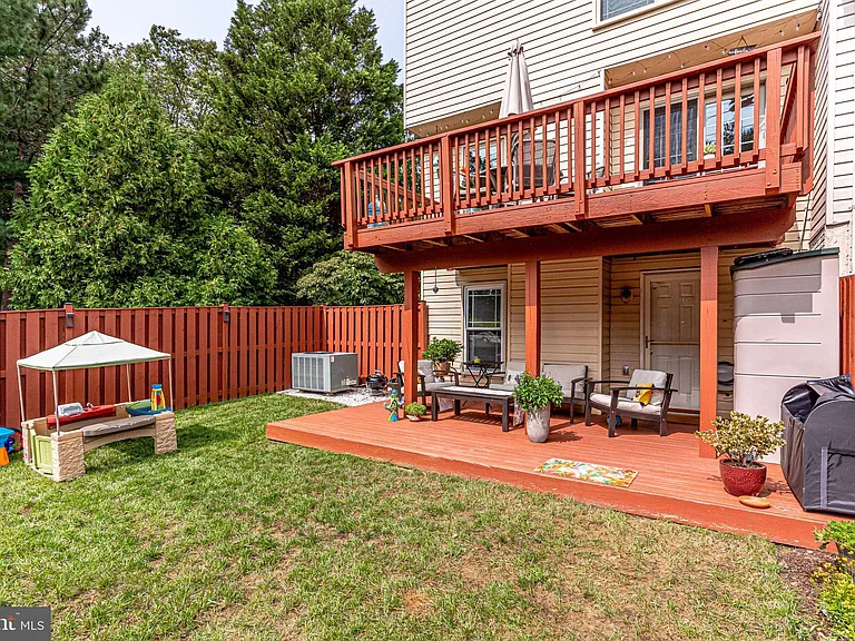 6241 Abbottsbury Row — Photo 48