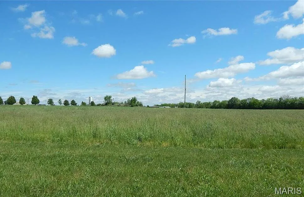 LOT 8 Plaza Pkwy photo 1