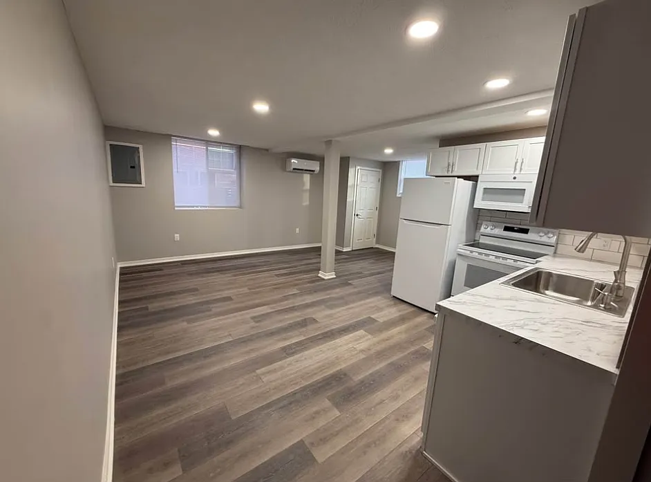 1330 F St #1