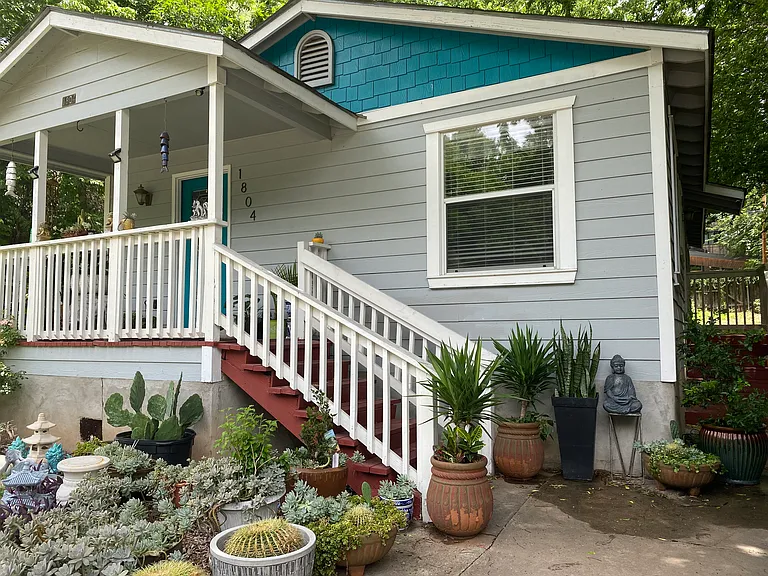 1804 Holly St — Photo 8