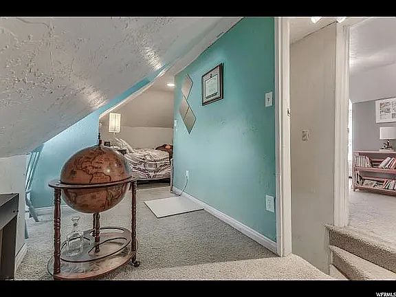 1st image of 718 S Gudgell Ct